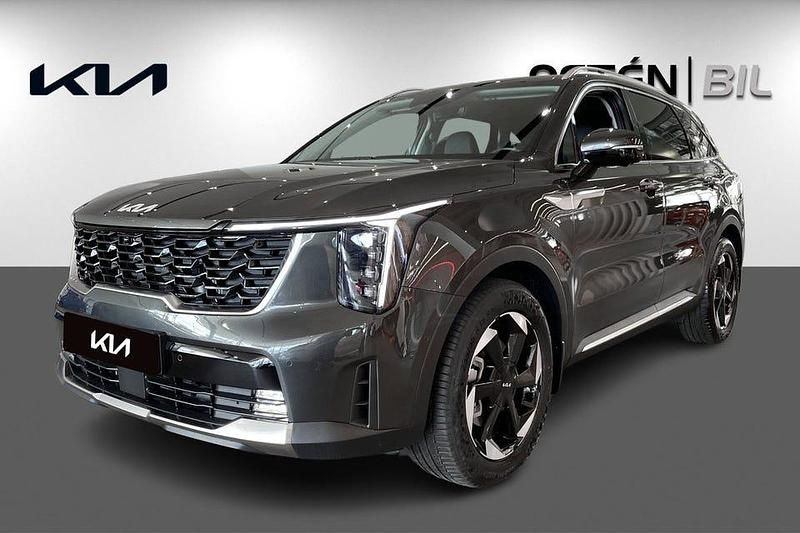 Interstellar grey Ny 2025 Kia Sorento Advance SUV | 599 900 kr - Bild 1/3