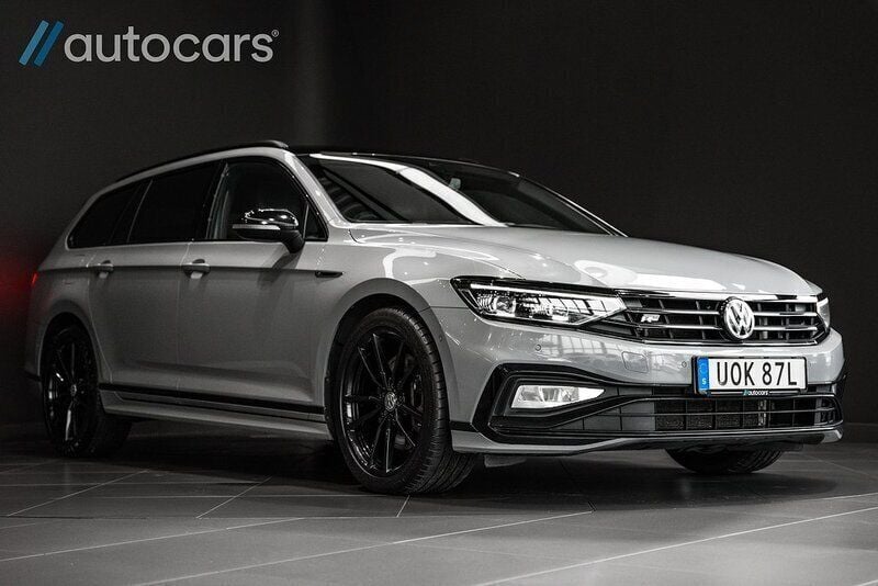 Grå Begagnad 2019 VW Passat GTS Kombi | 398 750 kr - Bild 1/4