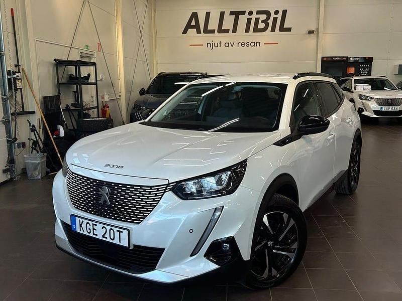 Vit Begagnad 2022 Peugeot e-2008 Allure SUV | 214 900 kr (Marknadspris) - Bild 1/3
