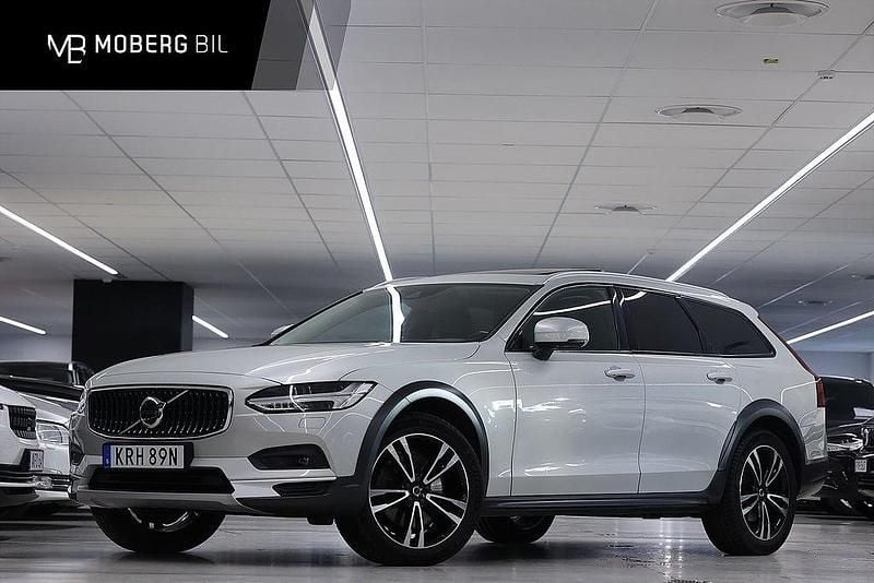 Vit Begagnad 2020 Volvo V90 CC Momentum Kombi | 399 900 kr (Dyr) - Bild 1/2