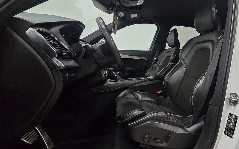 Begagnad Volvo XC90 R-Design 238 HK (175 kW) 2016 Vit SUV