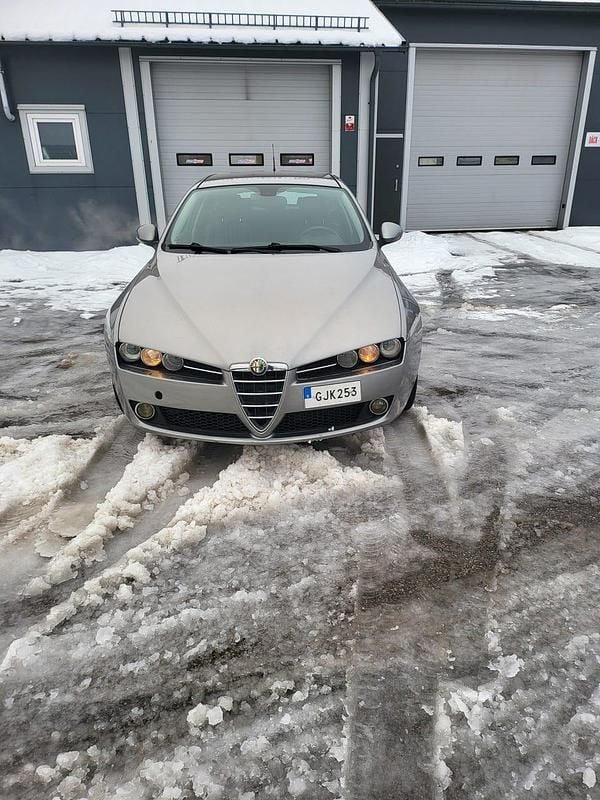 Begagnad Alfa Romeo 159 210 HK (154 kW) 2008 Kombi