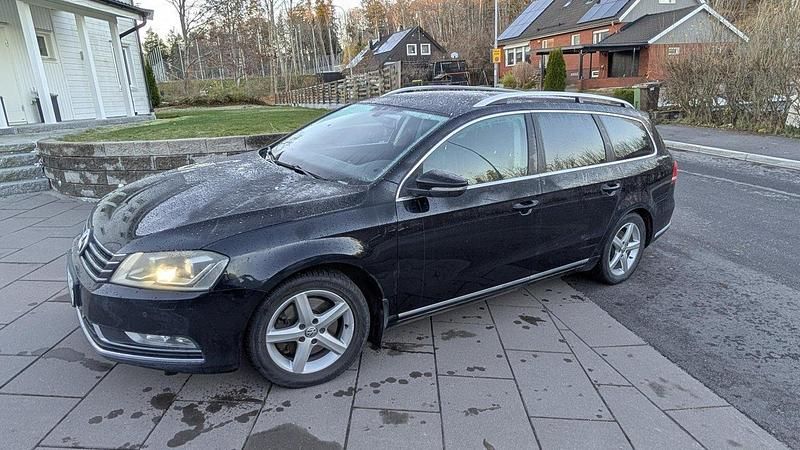 Svart Begagnad 2011 VW Passat GT Kombi | 63 000 kr (Marknadspris) - Bild 1/4