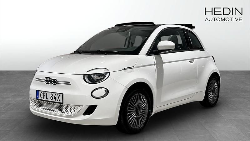Vit Begagnad 2022 Fiat 500e Icon Halvkombi | 169 900 kr (Marknadspris) - Bild 1/4