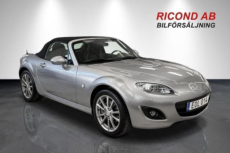 Begagnad Mazda MX5 126 HK (92 kW) 2012 Silver Cab