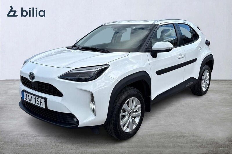 Vit Begagnad 2022 Toyota Yaris Cross Active SUV | 269 900 kr (Bra pris) - Bild 1/4