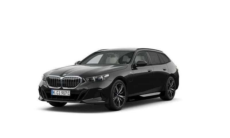 Begagnad BMW 530 M Sport 299 HK (219 kW) 2025 Svart Kombi