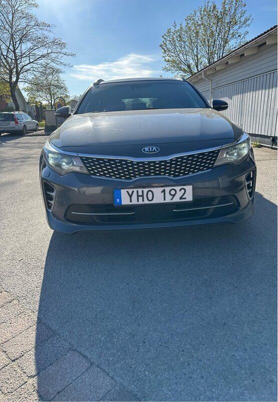 Begagnad 2017 Kia Optima GT-Line Kombi | 149 900 kr (Marknadspris) - Bild 1/4