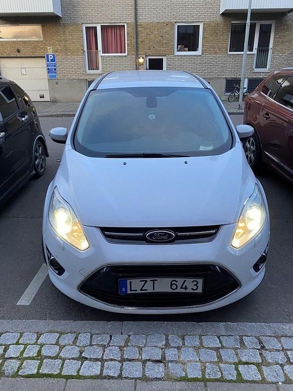 Vit Begagnad 2012 Ford Grand C-Max Titanium Minibuss | 115 000 kr - Bild 1/4