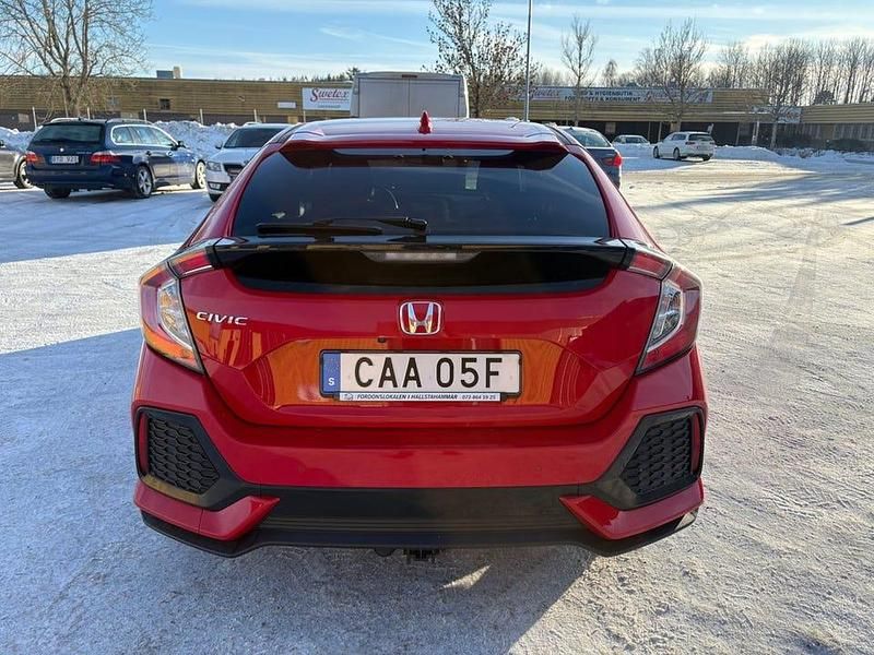 Begagnad Honda Civic 120 HK (88 kW) 2018 Röd