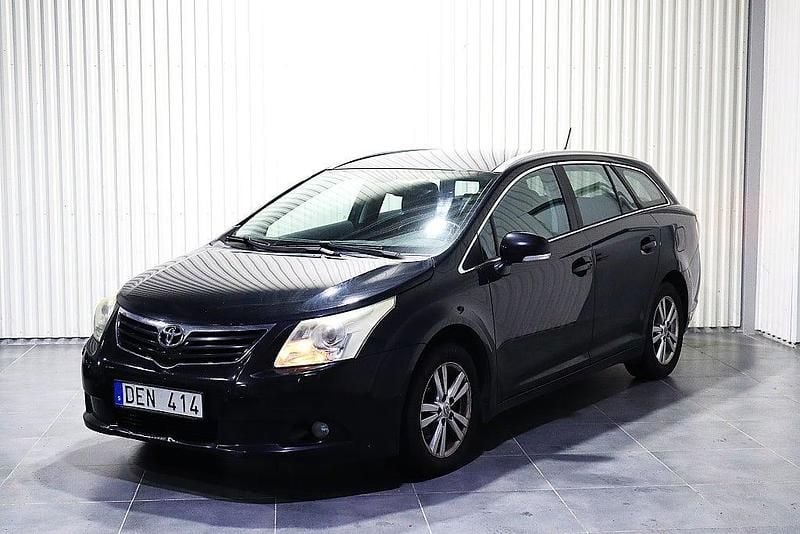 Svart Begagnad 2009 Toyota Avensis Business Edition Kombi | 64 900 kr (Marknadspris) - Bild 1/4