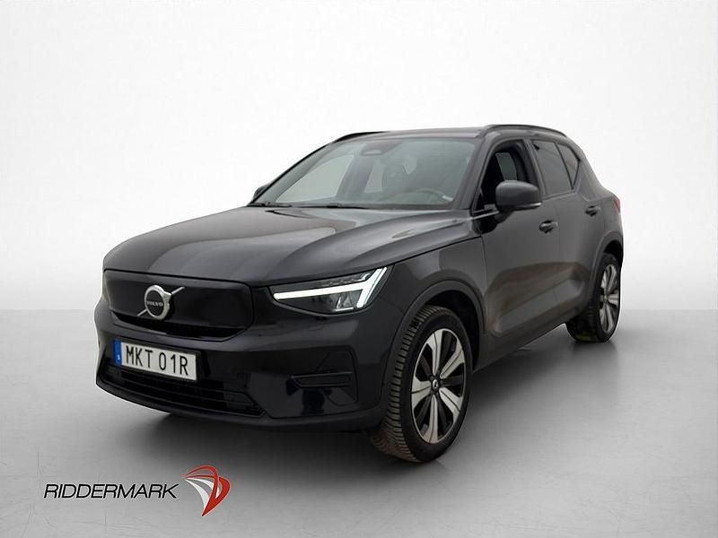 Begagnad Volvo XC40 Core 185 kW (252 HK) 2022 Svart SUV