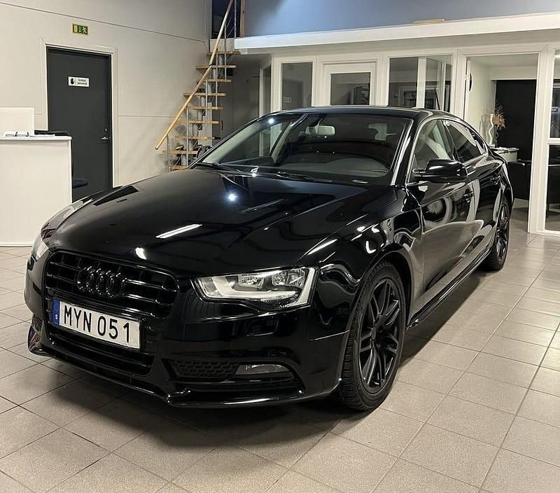 Begagnad Audi A5 Sportback 170 HK (125 kW) 2012 Svart Halvkombi