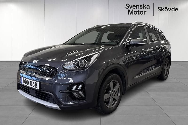 Grå Begagnad 2019 Kia Niro Advance SUV | 199 200 kr (Marknadspris) - Bild 1/4
