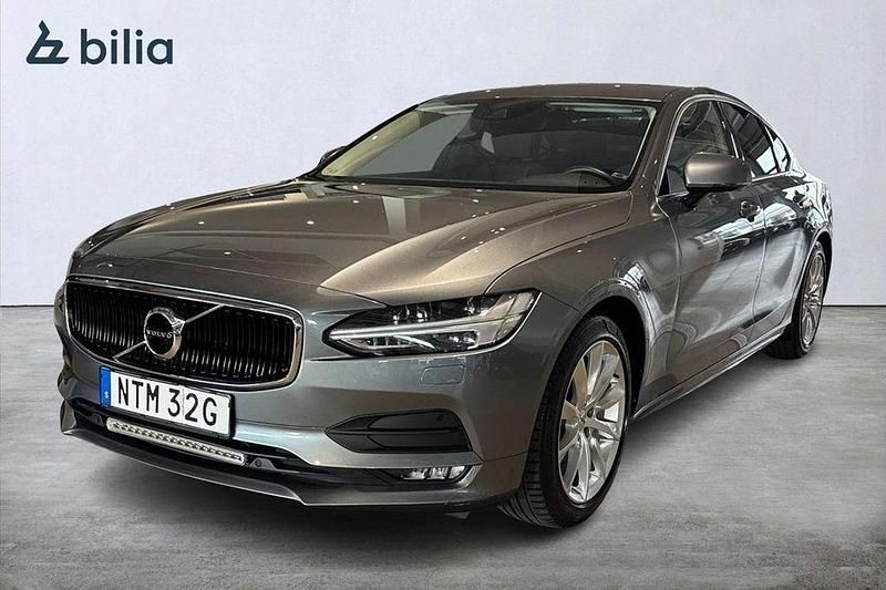 Grå Begagnad 2019 Volvo S90 Momentum Sedan | 289 000 kr (Lite dyr) - Bild 1/3