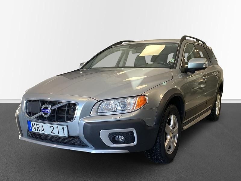 Silver Begagnad 2011 Volvo XC70 Summum | 209 500 kr (Dyr) - Bild 1/4