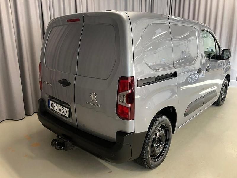 Begagnad Peugeot Partner 76 HK (55 kW) 2020 Grå Minibuss