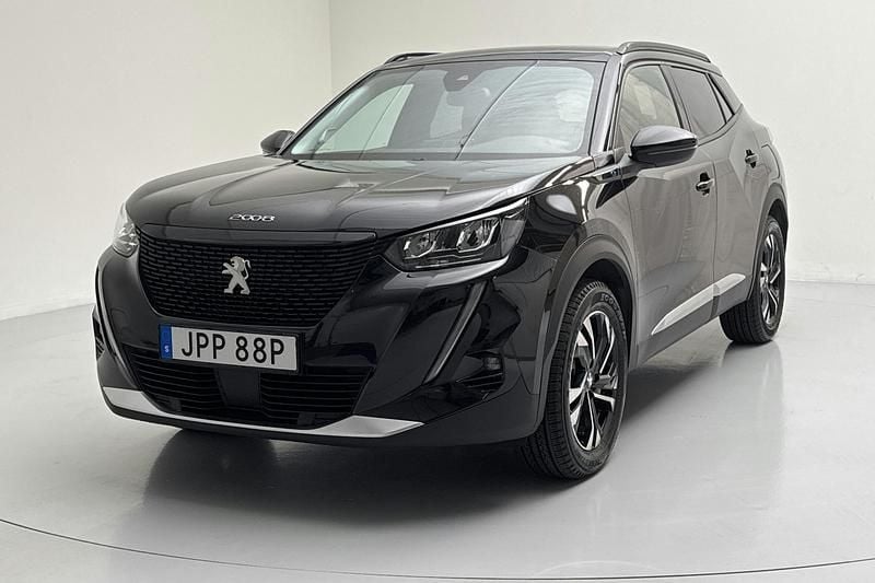 Svart Begagnad 2022 Peugeot e-2008 Allure SUV | 169 000 kr (Marknadspris) - Bild 1/4