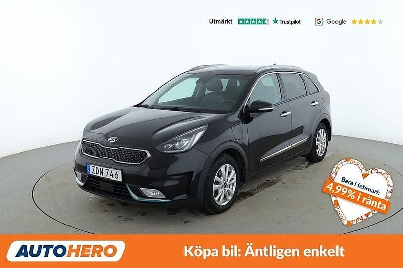 Grå Begagnad 2017 Kia Niro SUV | 147 000 kr (Marknadspris) - Bild 1/4