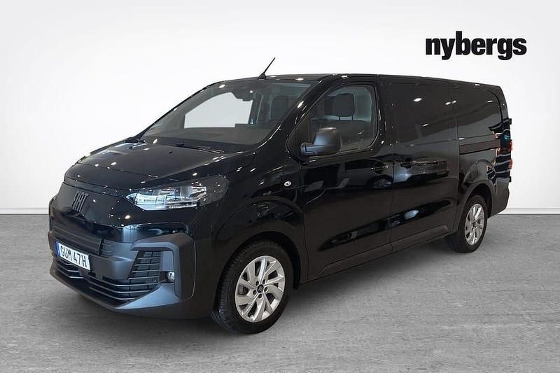 Svart Ny 2025 Fiat Scudo Van | 462 375 kr (Marknadspris) - Bild 1/4