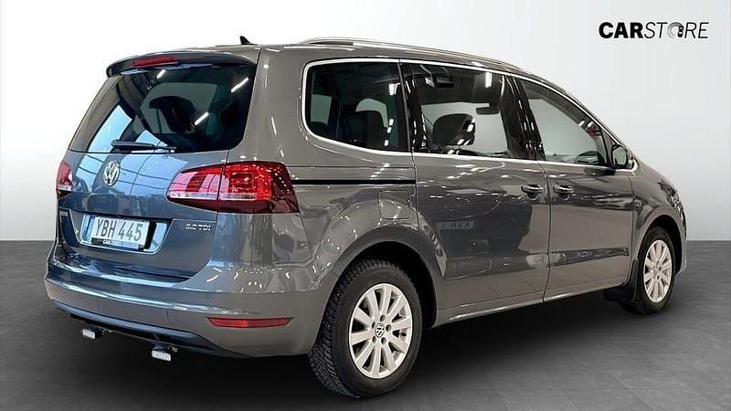 Begagnad VW Sharan 150 HK (110 kW) 2016 Grå Minibuss