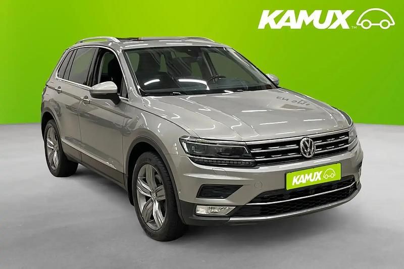 Silver/grå Begagnad 2016 VW Tiguan GT SUV | 204 900 kr (Lite dyr) - Bild 1/4