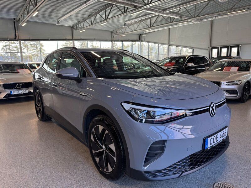 Grå Begagnad 2022 VW ID.4 Pro Performance SUV | 306 900 kr - Bild 1/4