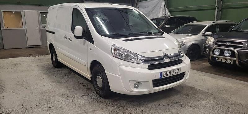 Begagnad Citroën Jumpy 128 HK (94 kW) 2016 Vit Minibuss