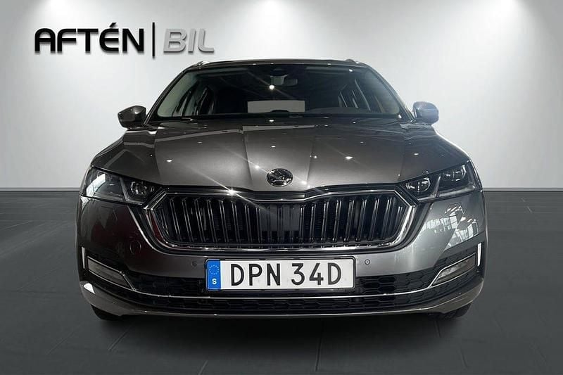 Begagnad Skoda Octavia Style 204 HK (150 kW) 2024 Grå Kombi