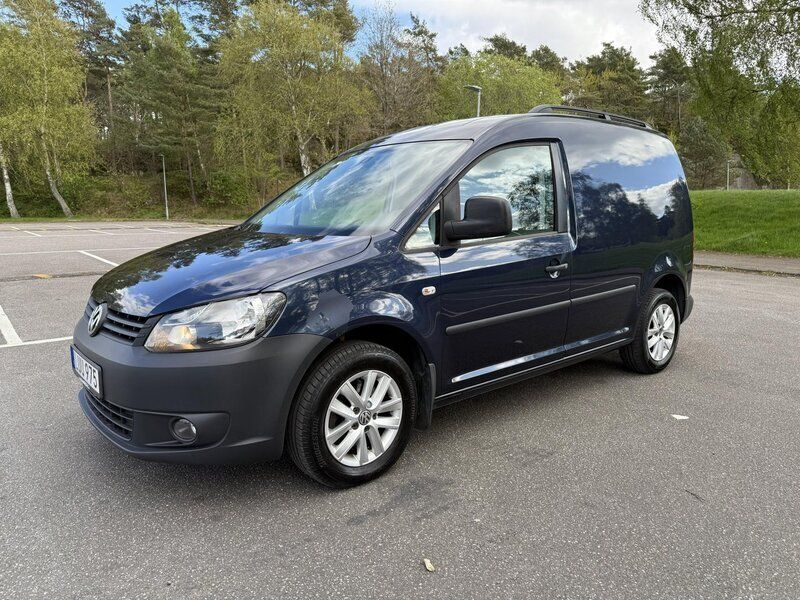 Blå Begagnad 2012 VW Caddy Minibuss | 67 000 kr (Marknadspris) - Bild 1/4