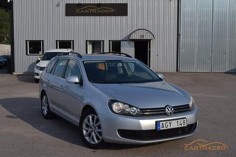 Begagnad VW Golf VII 105 HK (77 kW) 2012 Silver Kombi