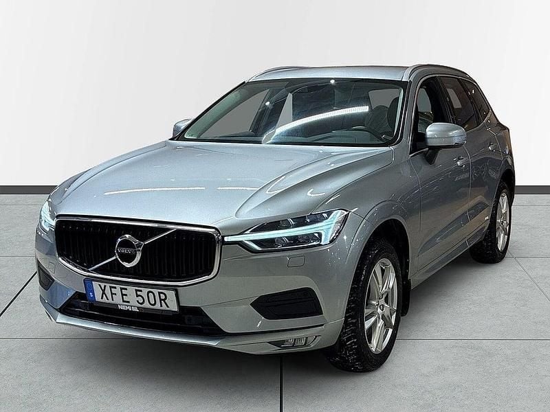 Begagnad Volvo XC60 Momentum 190 HK (139 kW) 2019 Silver SUV