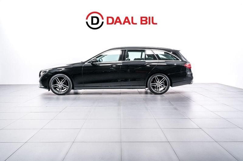 Svart Begagnad 2021 Mercedes E220 Avantgarde Kombi | 299 700 kr (Superpris) - Bild 1/4