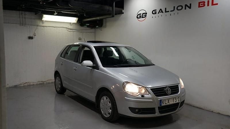 Silver Begagnad 2009 VW Polo Comfortline | 35 000 kr (Bra pris) - Bild 1/4