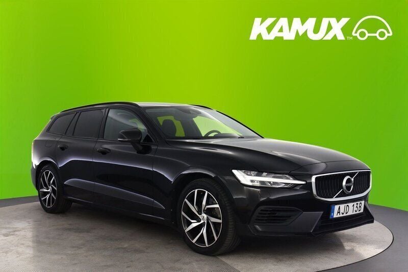 Svart Begagnad 2020 Volvo V60 Momentum Kombi | 274 700 kr (Marknadspris) - Bild 1/4