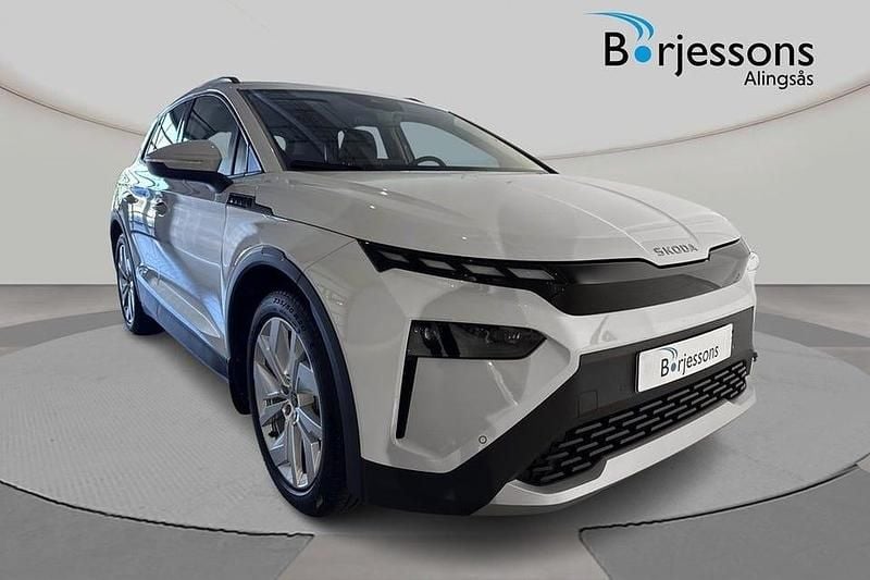 Vit Ny 2025 Skoda Elroq SUV | 497 100 kr (Marknadspris) - Bild 1/4