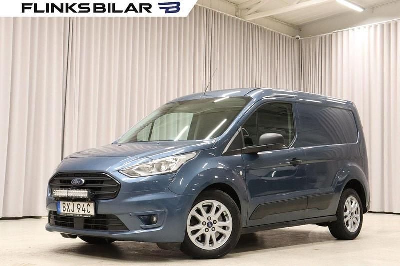 Blå (blå metallic) Begagnad 2019 Ford Transit Van | 139 700 kr (Marknadspris) - Bild 1/4