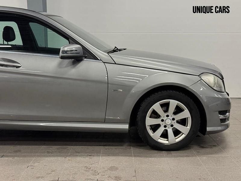 Begagnad Mercedes C250 Avantgarde 204 HK (150 kW) 2013 Silver Sedan