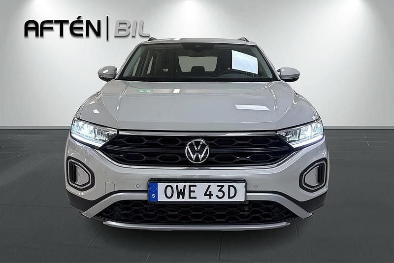 Begagnad VW T-Roc 151 HK (111 kW) 2023 Grå SUV