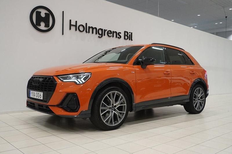 Orange Begagnad 2018 Audi Q3 S-Line SUV | 289 900 kr (Marknadspris) - Bild 1/4