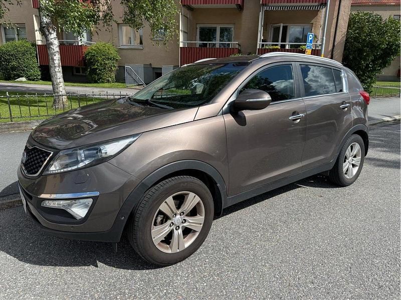 Brun Begagnad 2014 Kia Sportage EX SUV | 80 000 kr (Bra pris) - Bild 1/4
