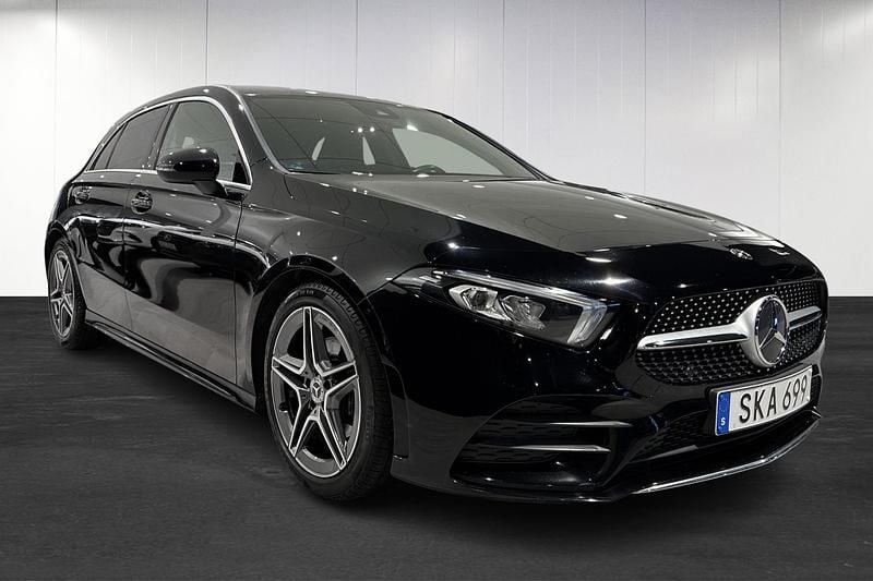 Begagnad Mercedes A180 AMG line 136 HK (100 kW) 2018 Svart Kombi