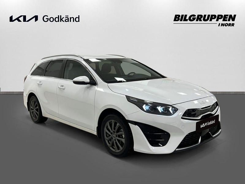 Begagnad Kia Ceed Sportswagon 141 HK (103 kW) 2024 Vit Kombi