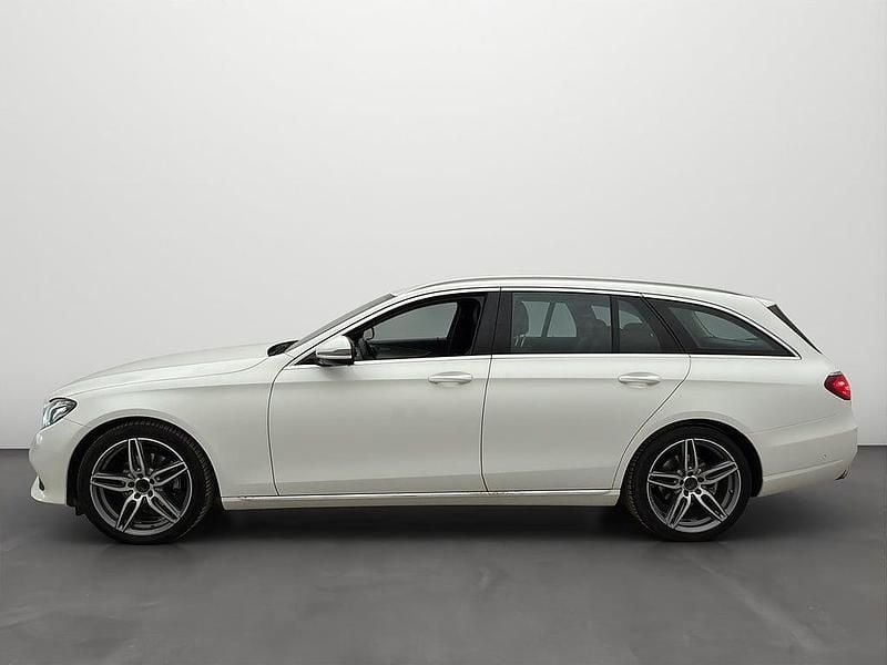 Begagnad Mercedes E220 194 HK (142 kW) 2017 Vit Kombi