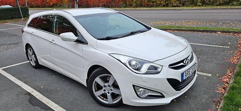 Begagnad 2014 Hyundai i40 Kombi | 83 500 kr (Bra pris) - Bild 1/4
