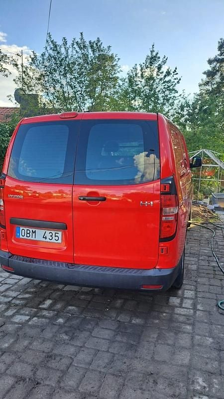 Begagnad Hyundai H-1 136 HK (100 kW) 2014 Minibuss