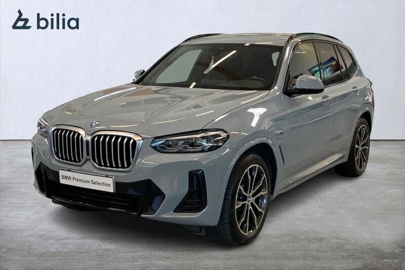 Grå Begagnad 2021 BMW X3 M Sport SUV | 499 000 kr (Lite dyr) - Bild 1/4