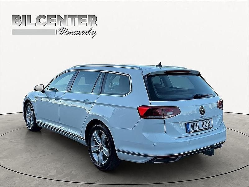 Begagnad VW Passat GTE 218 HK (160 kW) 2020 Vit Kombi