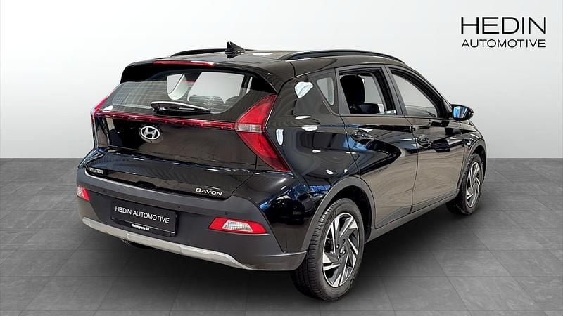 Begagnad Hyundai Bayon 101 HK (74 kW) 2022 Svart SUV