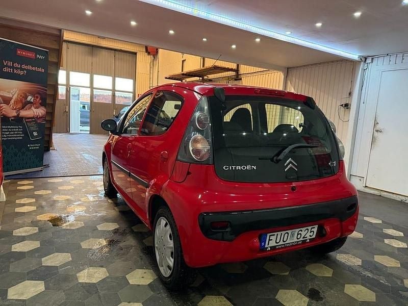 Begagnad Citroën C1 68 HK (50 kW) 2007 Röd Halvkombi